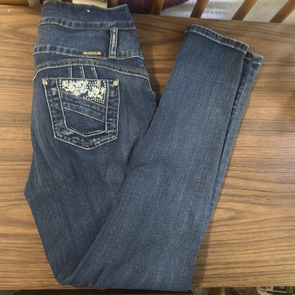 H&Y Women’s High-Waisted Blue Denim Jeans